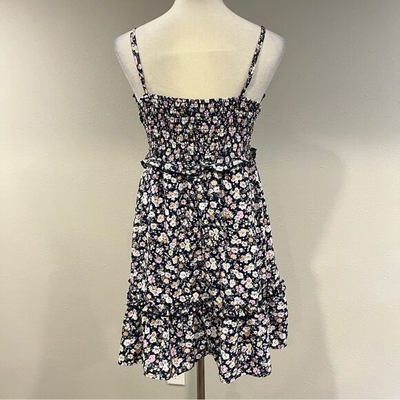Floral Smocked mini Dress with straps - Picture 6 of 13